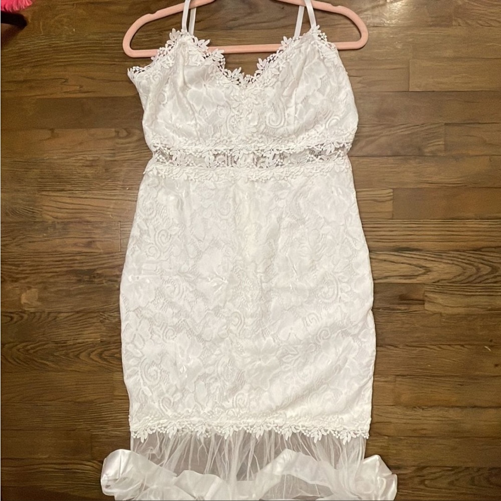 White laced dress